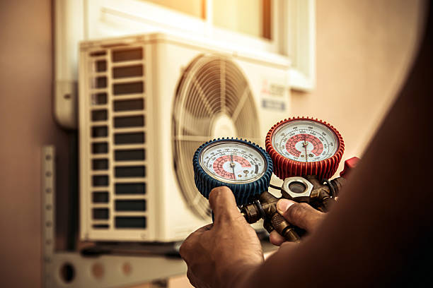 Professional Hvac Installation technician working in Forsyth, IL